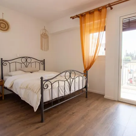 Cozy Home-away-from-home In * Nicosia