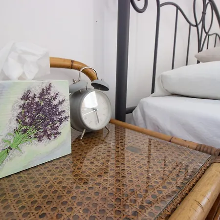 Cozy Home-away-from-home In Apartman Nicosia