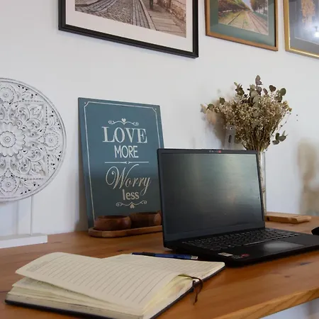 Cozy Home-away-from-home In ניקוסיה
