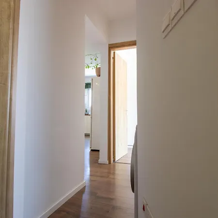 Cozy Home-away-from-home In Apartman Nicosia