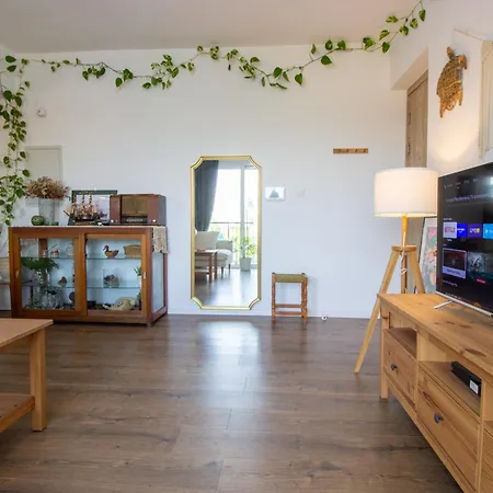 Cozy Home-away-from-home In Apartament Nicosia