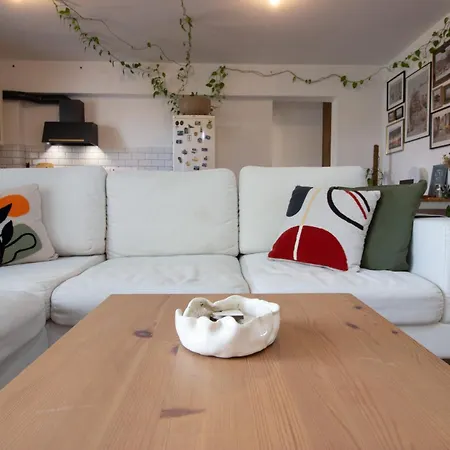 Apartman Cozy Home-away-from-home In *