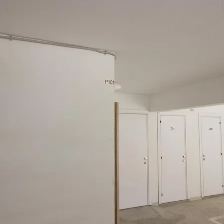 Cozy Home-away-from-home In Apartman